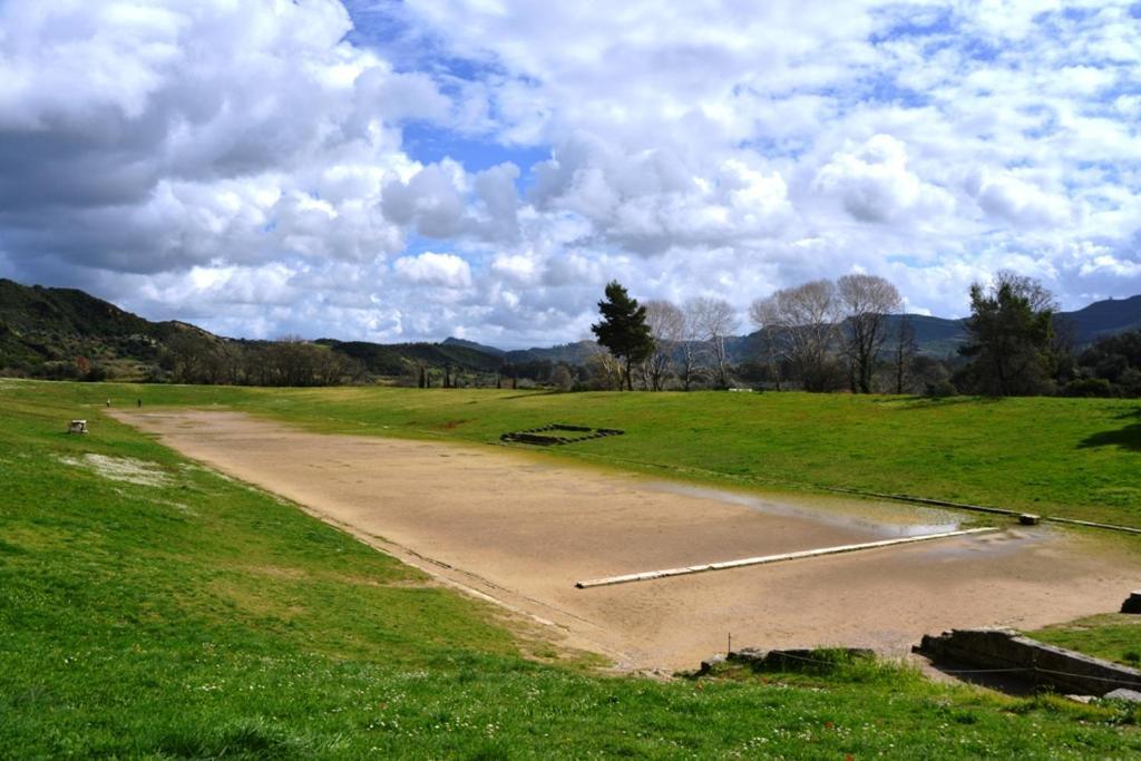 Stadium Ancient Olympia Exterior photo